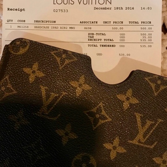 LOUIS VUITTON Authentic Hard-case IPAD mini used a couple of times. Date M61258 - Picture 3 of 7